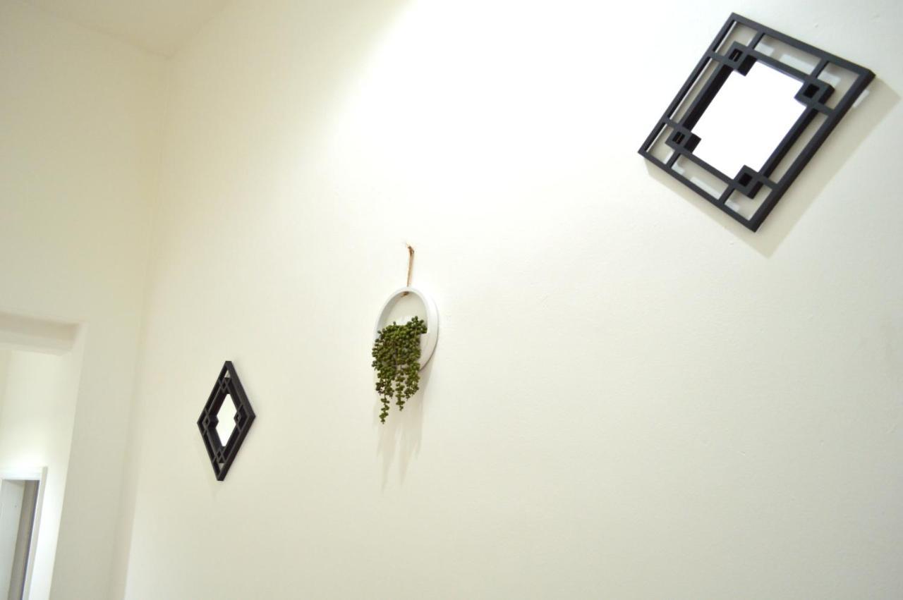 Beautiful Two-Bed Apartment With Driveway Parking Nottingham Exterior foto
